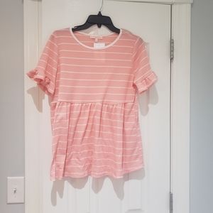 Hailey & Co. Ruffle sleeve top